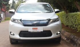 TOYOTA HARRIER.
