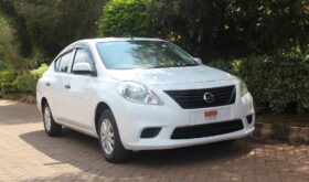 NISSAN TIIDA LATIO.