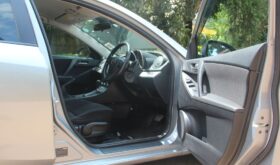 MAZDA AXELA.