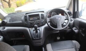 NISSAN NV200.