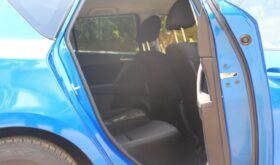 MAZDA AXELA.