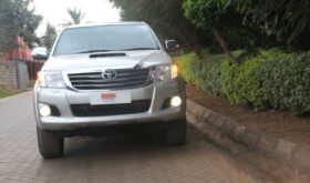 TOYOTA HILLUX.