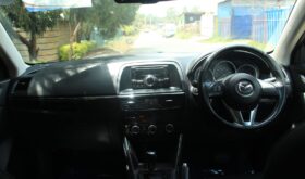 MAZDA CX-5.