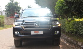 Toyota Landcruiser V8