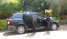 TOYOTA FIELDER.