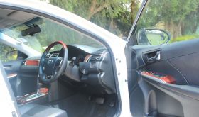 TOYOTA CAMRY.
