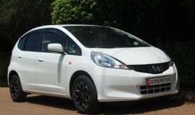 HONDA FIT.