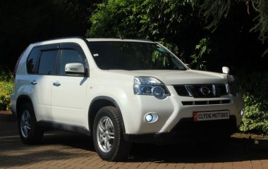 NISSAN XTRAIL.