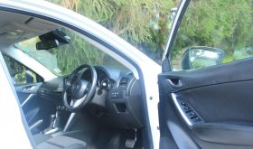 MAZDA CX-5.