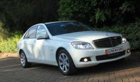 MERCEDES BENZ C200.