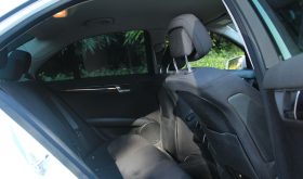 MERCEDES BENZ C200.