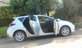 TOYOTA AURIS.