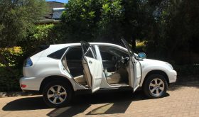 TOYOTA HARRIER.